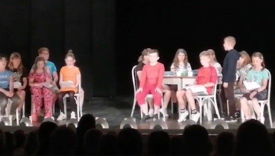 theaterkl4.jpg
